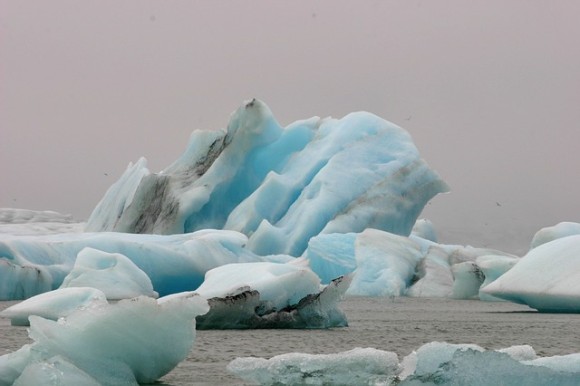 iceberg-1608570_640_e