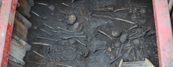 黒死病の巨大埋葬地？鉄道建設現場から13体の人骨が発見される（英ロンドン）