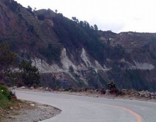most_dangerous_roads_in_the_world_20