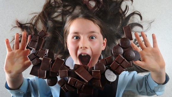 チョコレートを食べて健康になろう！科学的に検証されたブラックチョコレートに関する5つのおどろくべき健康効果