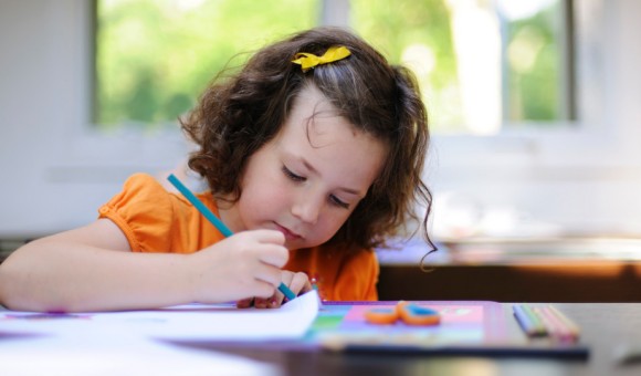 子どもの描いた絵でIQを予測。4歳児の描いた絵と10年後の知能に関連性があることが判明（英研究）