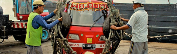 【動画】走ればOK！楽しければ最高！！ヨーロッパからモンゴルまで16000キロのラリー、2012年モンゴルラリー受付開始！