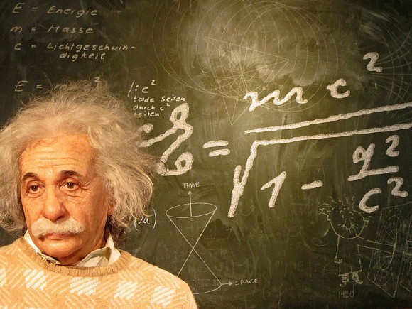 アインシュタインが革新的アイデアを着想するヒントになった5つの思考実験