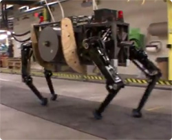 あの犬型軍用ロボット「ビッグドッグ」が更に進化して「アルファドッグ」になった