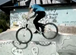 脅威の身体能力、ヨーロッパの才能溢れるストリートパフォーマーたち