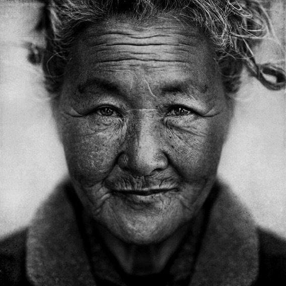 amazing_black_and_white_photos_of_the_homeless_640_19