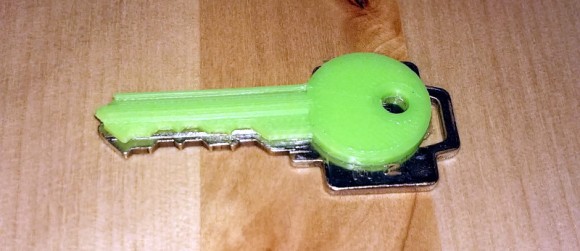 3Dプリンターで写真から家の鍵を複製することは可能である