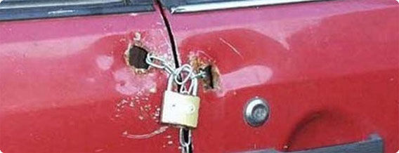 繋げばいいってもんじゃぁ・・・ひどい繋がれ方をした悲劇の車両特集