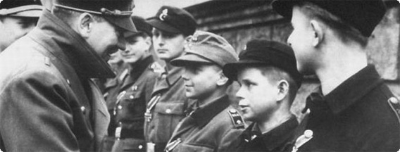 第二次世界大戦を戦った少年兵たちの画像