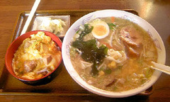 川俣町しゃものラーメンと親子丼