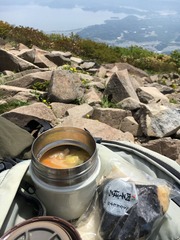磐梯山山頂お昼ご飯
