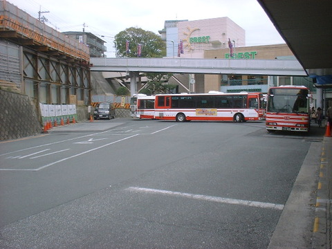 京阪香里園 旧 ロータリーの頃の写真 交野が原道草