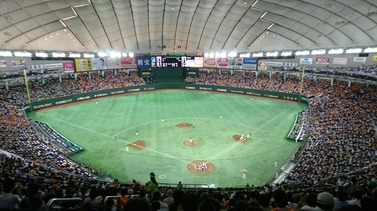 ドーム着。この直後に阿部の先制打が