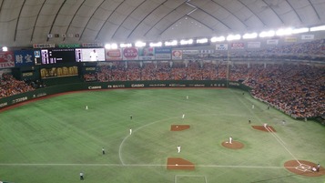 試合前の東京ドーム