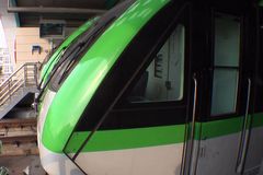 M2 AC06��8B W