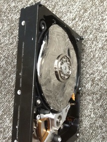 曲がりHDD