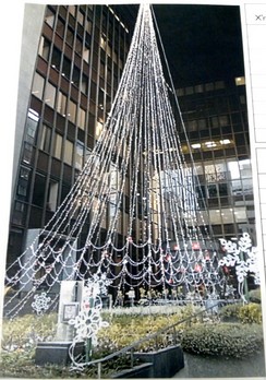 福岡船用品 クリスマスツリー?