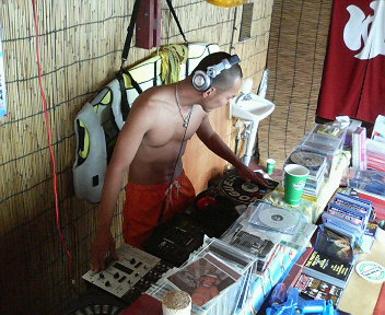 084004ec.jpg