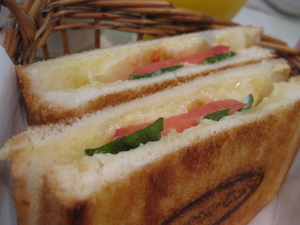 7be671f9.jpg