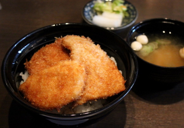 新潟タレかつ丼・政家