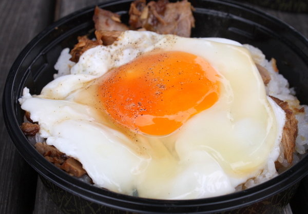 今治焼豚玉子飯