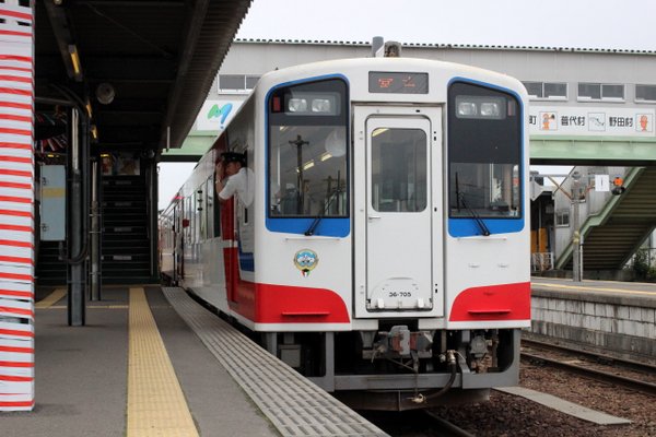 全線復旧した三陸鉄道・北リアス線、久慈～宮古100分の車窓風景