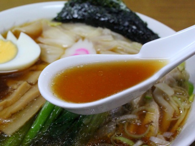 下館ラーメン・盛昭軒「ワンタンメン」