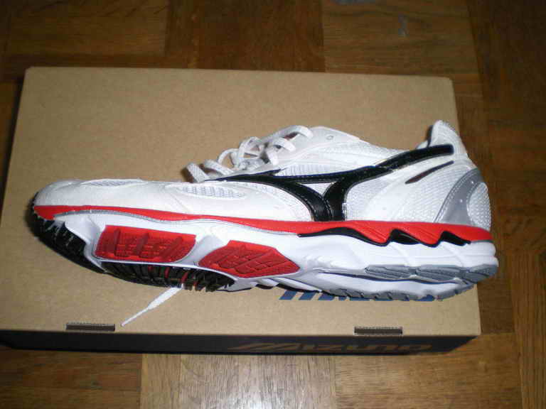 mizuno wave subthree