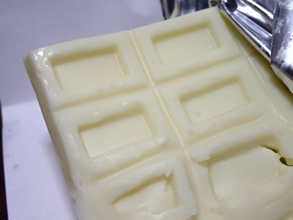 白エビホワイトチョコレート (4)
