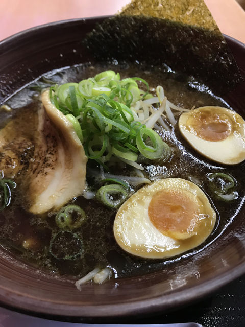 プレミアム黒にんたまラーメン