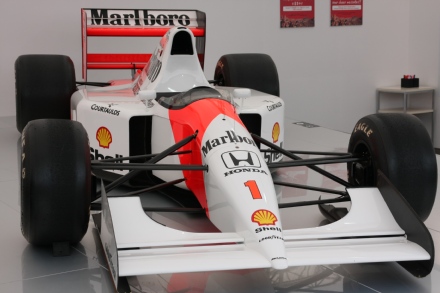 McLaren MP47A 01