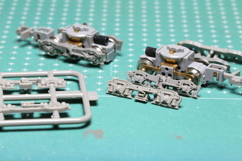 平作参上 グリーンマックス 台車、動力、キット グレー系の台車には、コアレスモーター動力ユニットがベスト