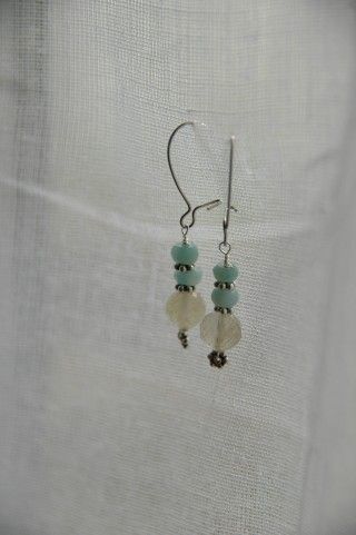 天然石のピアス