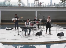 ライブ中