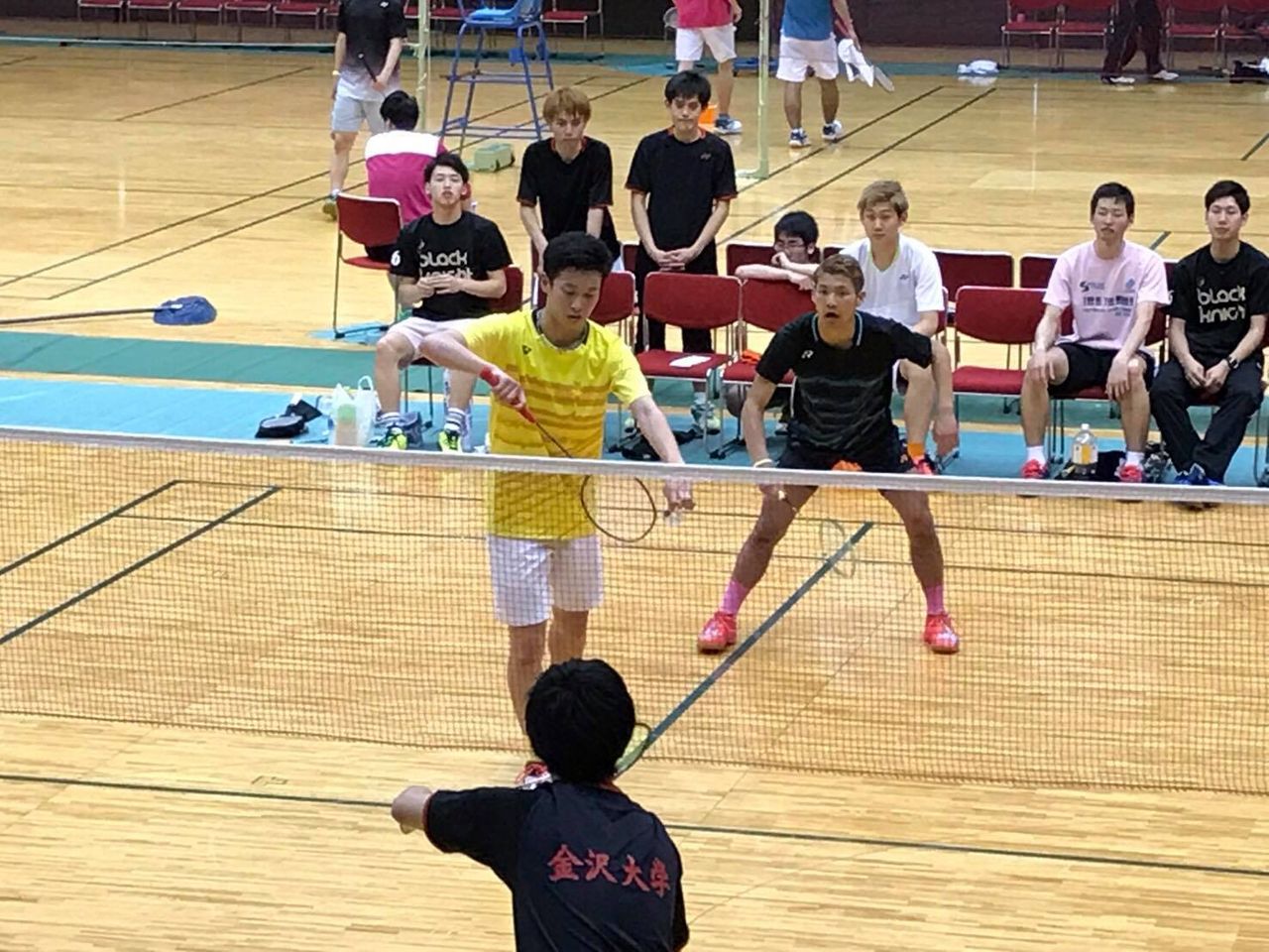 中部学生バドミントン選手権大会 15日の結果 敬和学園大学バドミントン部 松浦進二監督の新・一球入魂