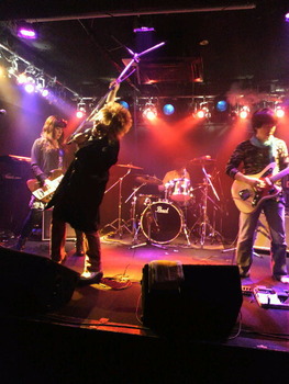 09082730.jpg