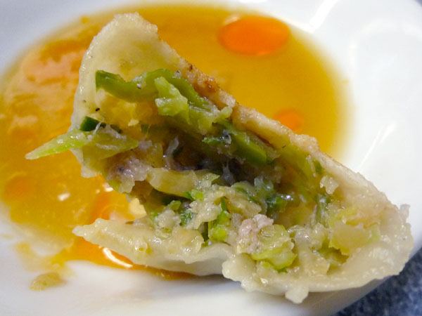 丸鶴餃子中見