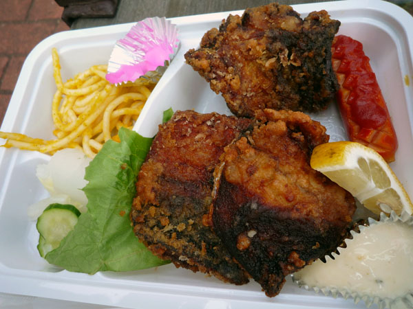 ほわいと乳飯店鯖唐揚げ弁当