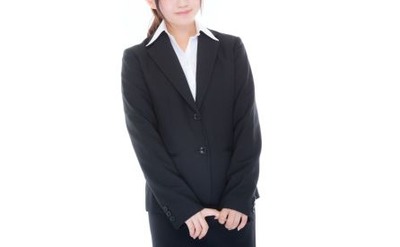夫の部署に美人で人懐っこい新入社員が配属されてから夫が浮かれまくってて不快感