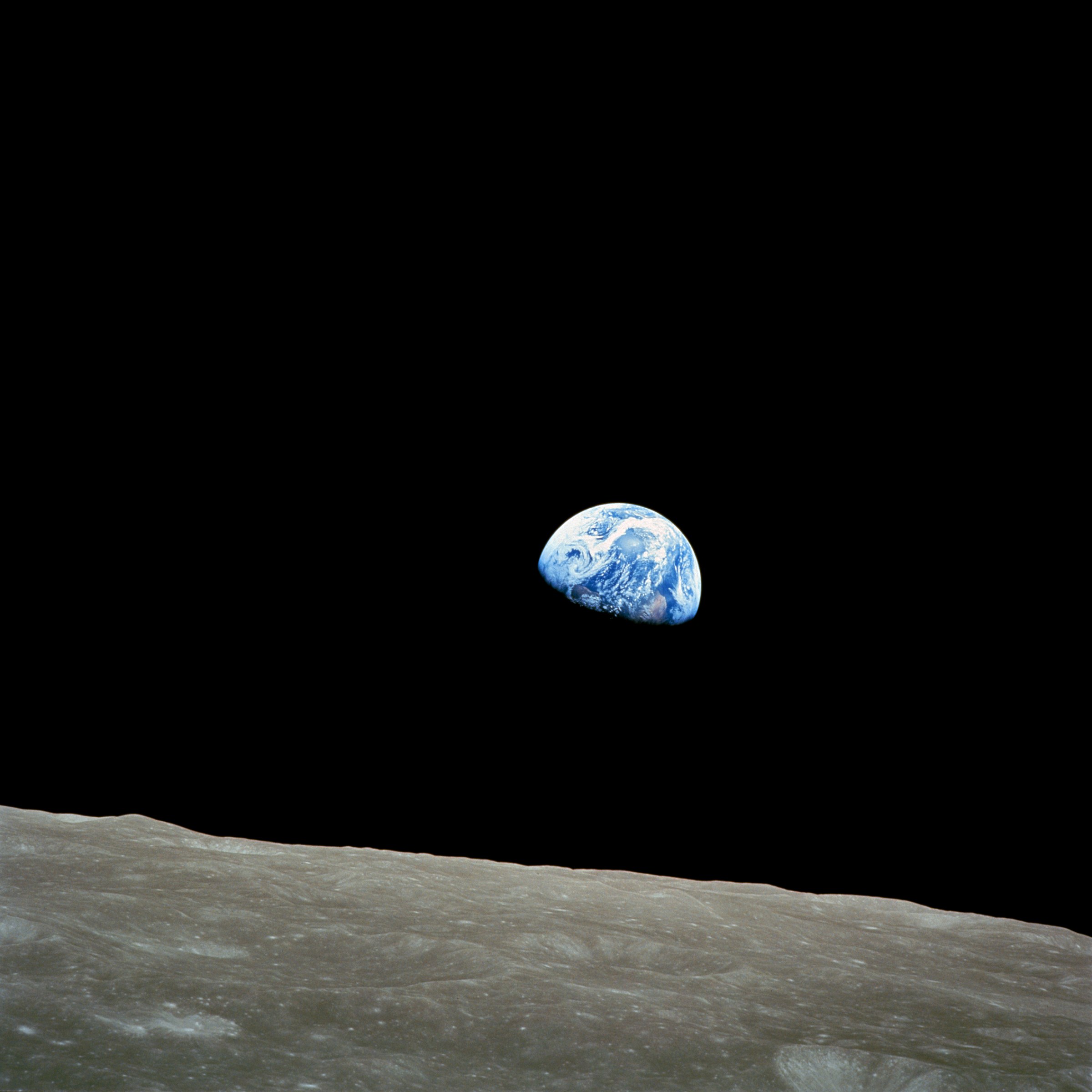 あの有名な地球の写真 地球の出 著作権フリーの画像を使って何か書くブログ