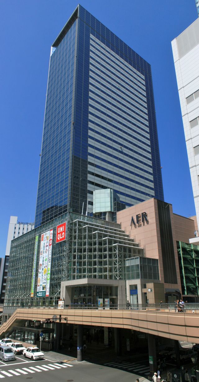 AER_from_south-southwest_2010-06-02