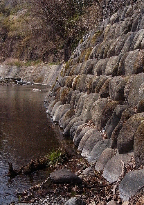 s201104031