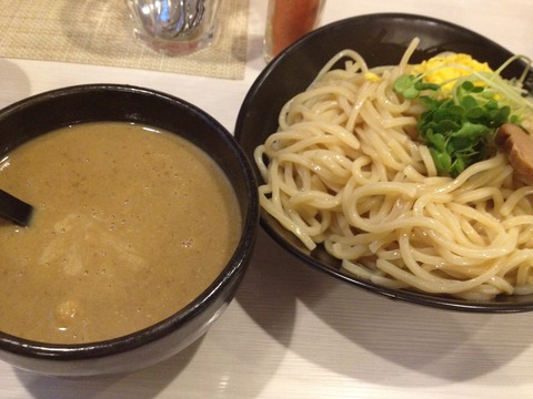 三軒茶屋カレーつけ麺2