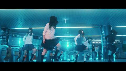 欅坂46 『月曜日の朝、スカートを切られた』 111