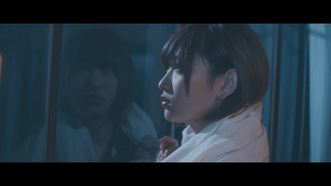 欅坂46 『割れたスマホ』 413