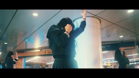 欅坂46 『月曜日の朝、スカートを切られた』 304