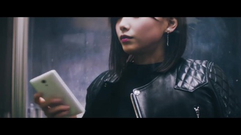 欅坂46 『割れたスマホ』 107