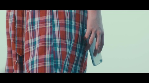 欅坂46 『月曜日の朝、スカートを切られた』 015