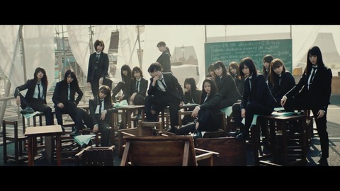 欅坂46 『風に吹かれても』 032