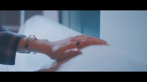 欅坂46 『割れたスマホ』 094